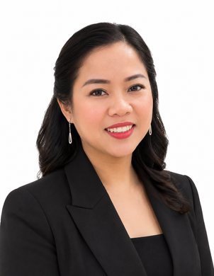 Tram N., Bookkeeper